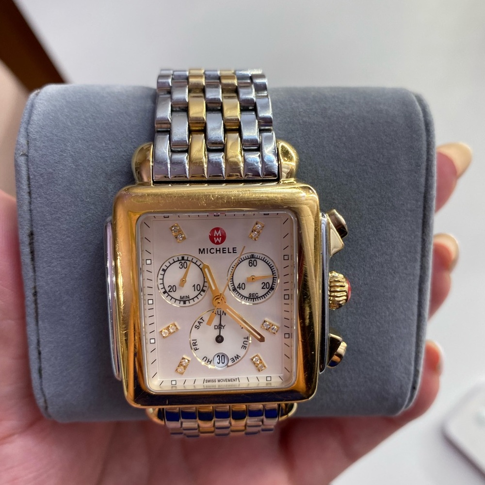 ❌❌SOLD❌❌MICHELE WATCH - Picture 6 of 6